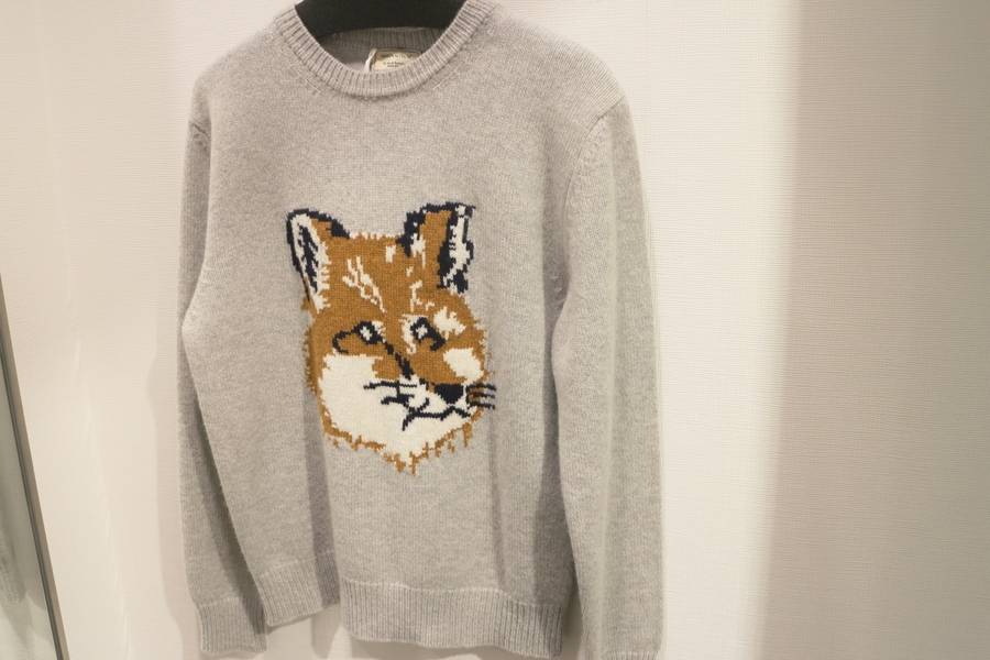 【原宿 竹下通り店】これぞMAISON KITSUNE/キツネ！！ 定番人気のFOX HEAD PULL OVERニットを買取入荷