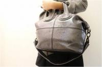 【BC原宿 竹下通り店】GIVENCHY(ジバンシー) レディースナイチンゲール買取入荷！！