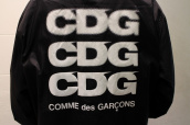 人気のCOMME des GARCONS（コムデギャルソン）のコーチジャケットをお買取させていただきました。：画像1