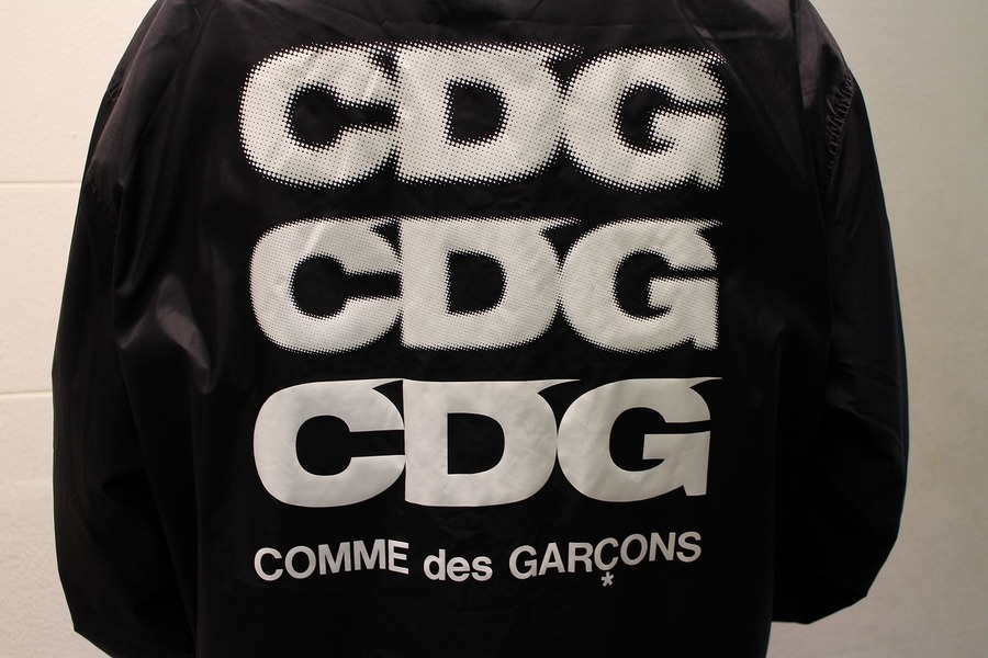 人気のCOMME des GARCONS（コムデギャルソン）のコーチジャケットをお買取させていただきました。
