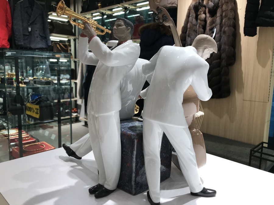 Liadro（リヤドロ）世界限定3,000体のリヤドロ作品のご紹介です