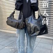 【ブラコレ広尾/新入荷】【miumiu/ミュウミュウ】今、持ちたいのは“実用美”。トレンドを牽引する「Ivy」＆「ポケットバッグ」をご紹介：画像1