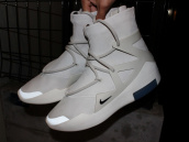 見かけ以上の機能性！Air Fear Of God 1入荷！！！：画像1