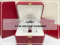【高価買取入荷情報】ラグジュアリー感のある、高いデザイン性とアイコニックなモデルとして人気の高い、Cartier/カルティエのタンクソロSMをご紹介致します。