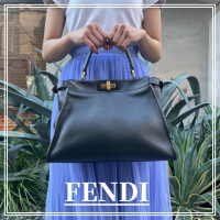 【高価買取】FENDI(フェンディ)から、高い人気を誇る当ブランドのアイコンライン、ピーカブーの高価買取ポイントをご紹介します。