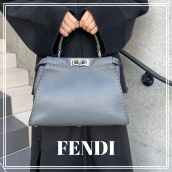 【高価買取】FENDIを売るならブランドコレクトにお任せ下さい。定番人気のデイリーバッグであるピーカブーが買取入荷致しました。：画像1
