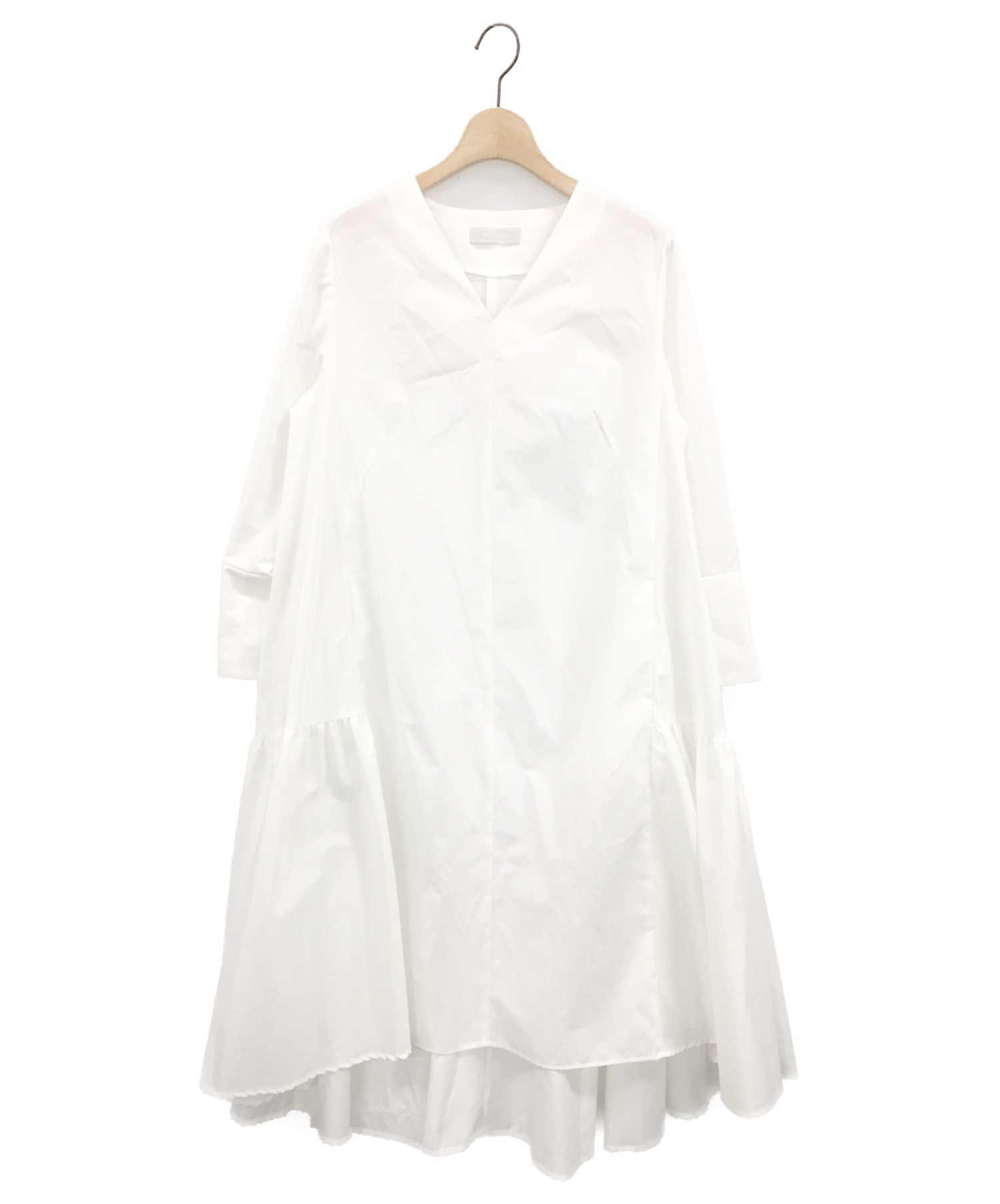 Celford セルフォード ａラインボリュームワンピース ホワイト サイズ 38 ブランド古着の通販サイト ブランドコレクト