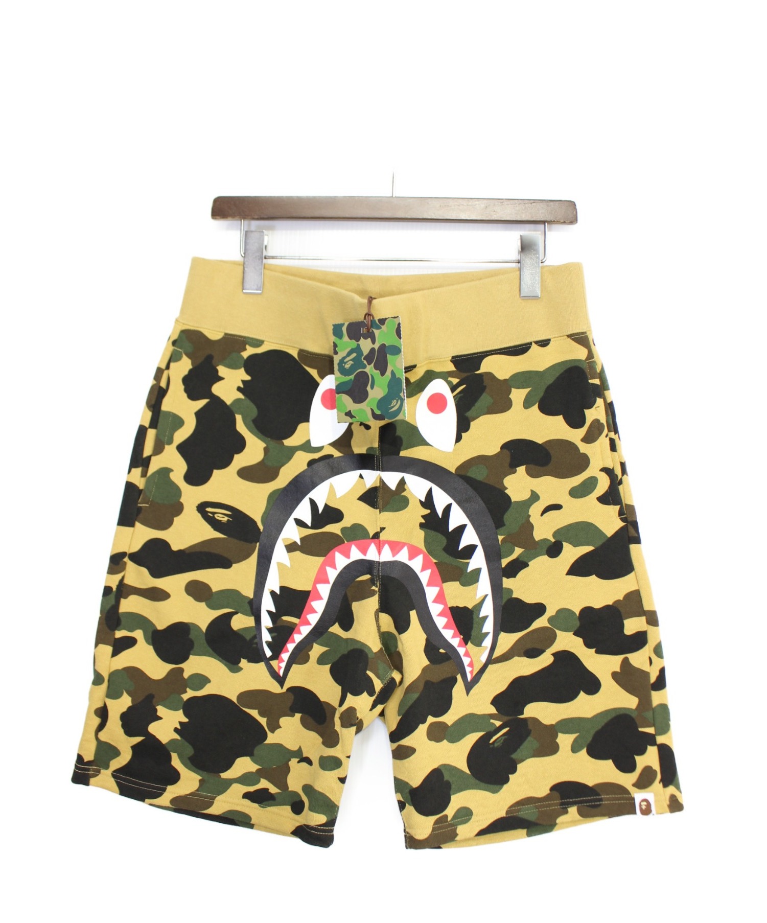 ◇激レア◇ BAPE アベイシングエイプ APE ショートパンツ S カモフラ-