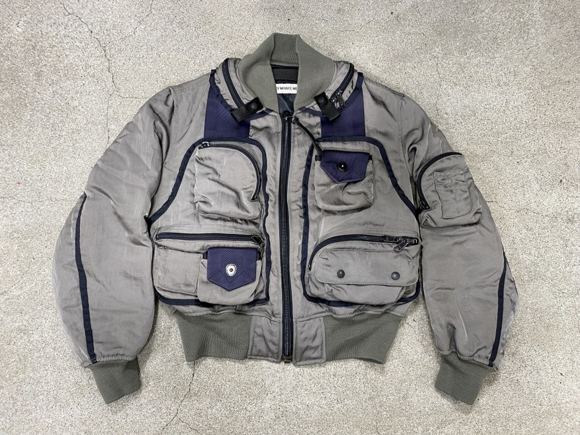 ブラコレ原宿店】アーカイブアイテム。1996AW ISSEY MIYAKE MENからParachute Cargo Bomber  Jacketが入荷しました。 ブランドコレクト原宿店｜【ブランドコレクト】ブランド古着などブランド品の買取