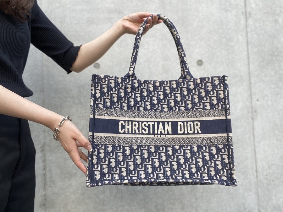新入荷情報】Christian Dior/クリスチャン ディオールのブックトート 