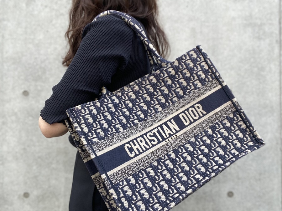 新入荷情報】Christian Dior/クリスチャン ディオールのブックトート