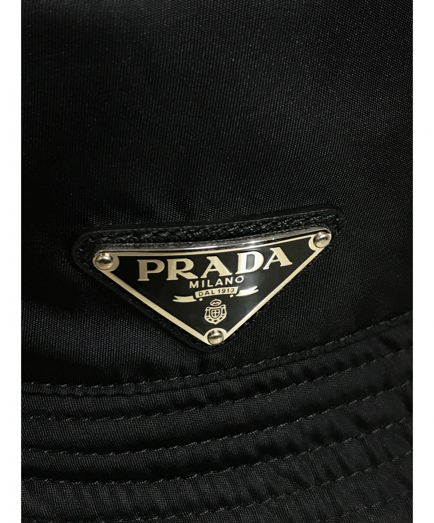 PRADA (プラダ) Re Nylon バケットハット ブラック サイズ:M 2HC137 2DMI F0002