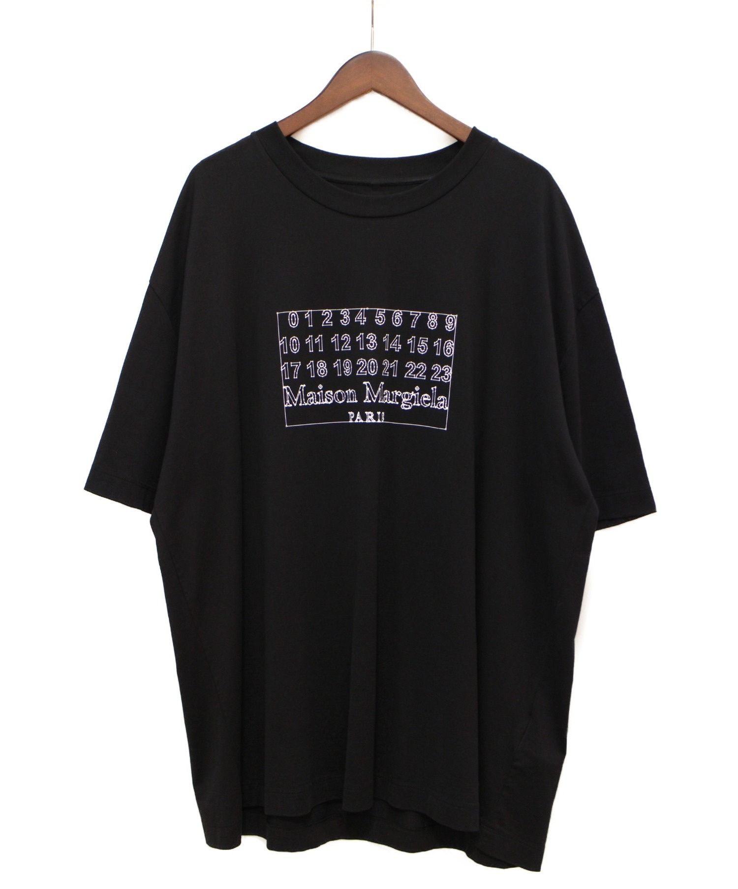 商品が購入可能です Maison Margiela Tシャツ 50カレンダーロゴ 20ss Tシャツ/カットソー(半袖/袖なし)