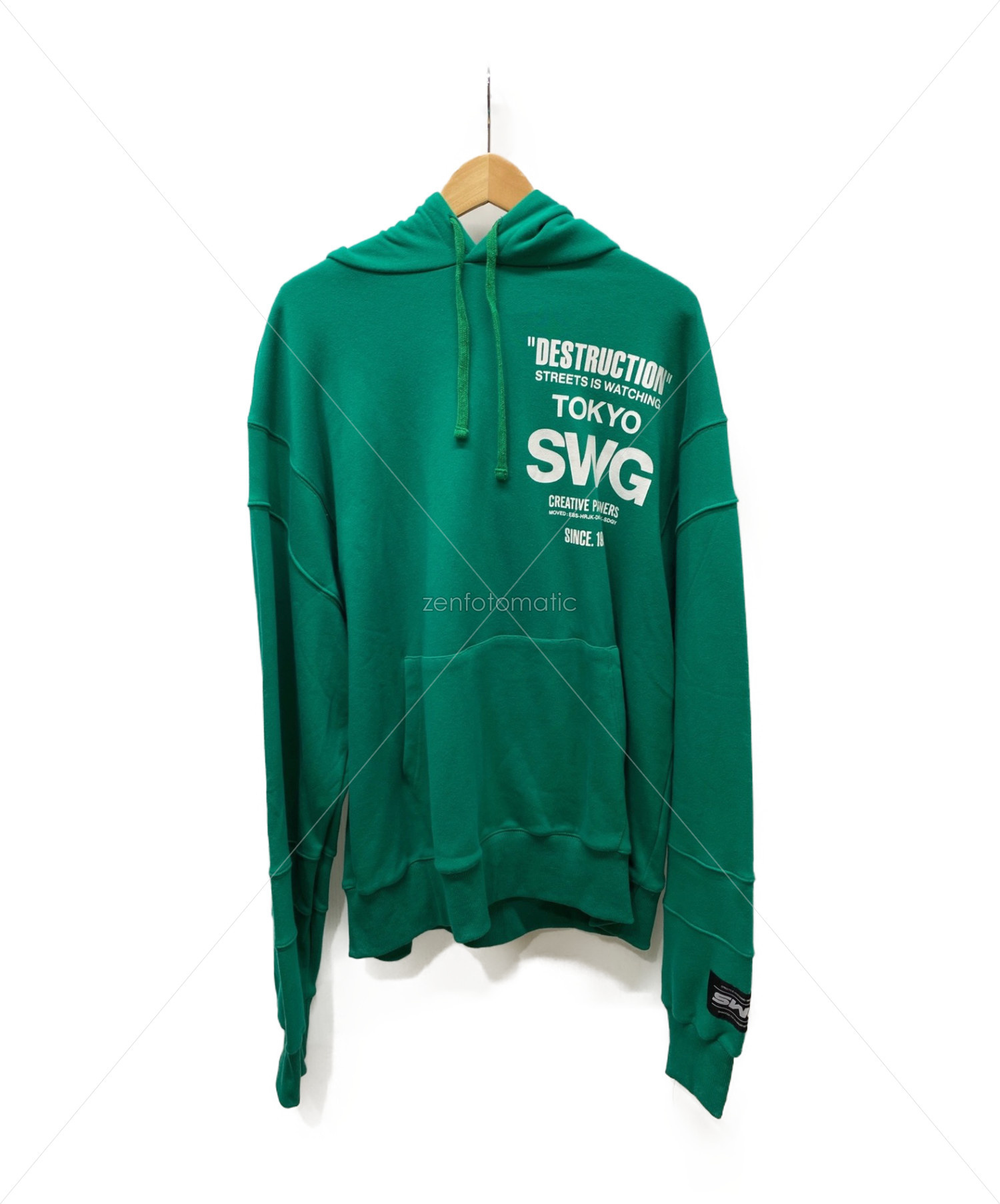 ☆SWAGGER　スワッガー　SWG　パーカー　XL　新品　未使用　高級　レア